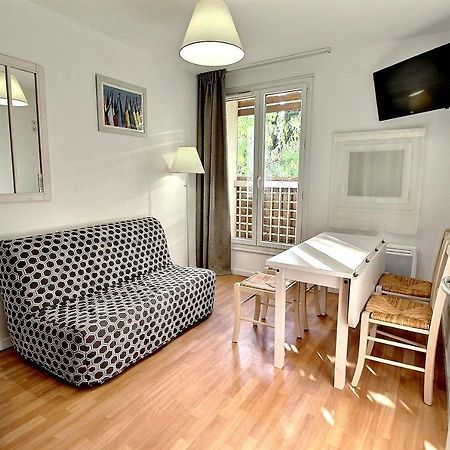 Joli T2 Proche Plage Dans Residence La Londe-les-Maures Buitenkant foto
