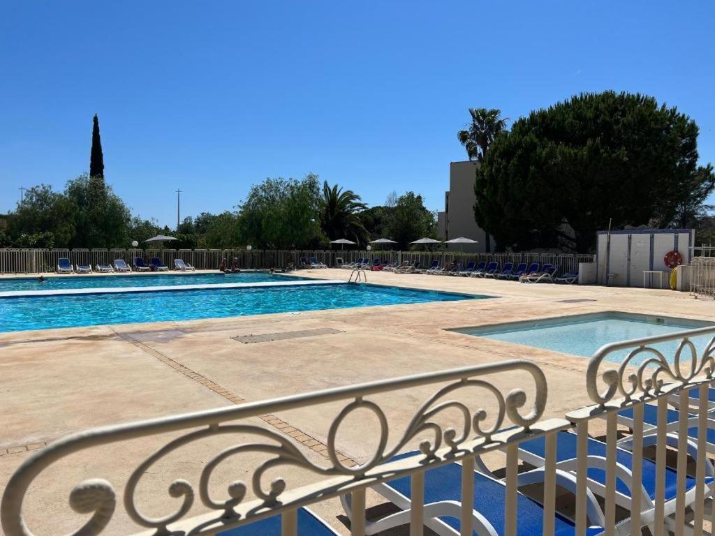 Joli T2 Proche Plage Dans Residence La Londe-les-Maures Buitenkant foto