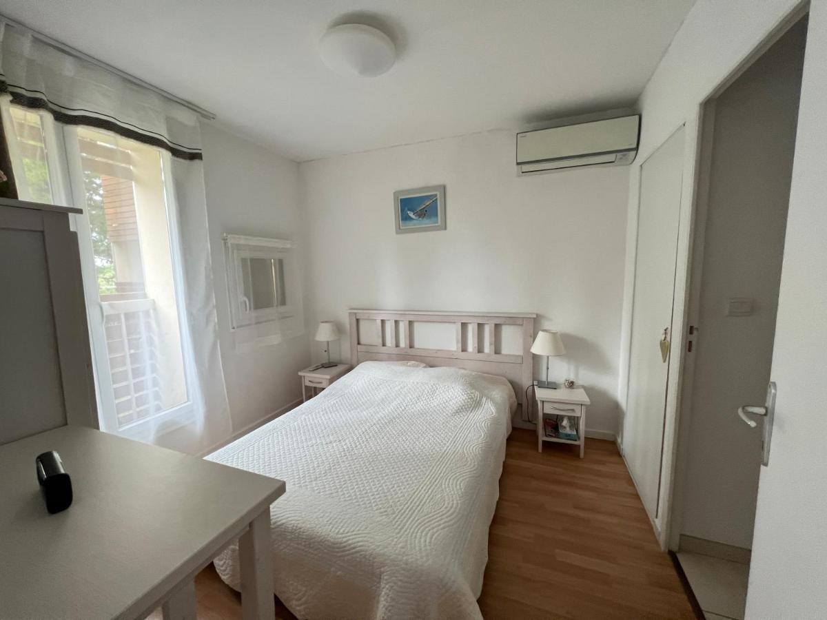 Joli T2 Proche Plage Dans Residence La Londe-les-Maures Buitenkant foto