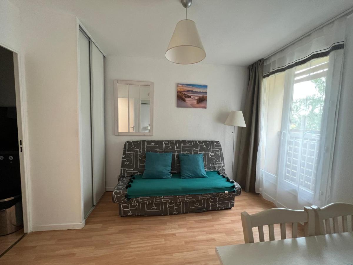 Joli T2 Proche Plage Dans Residence La Londe-les-Maures Buitenkant foto